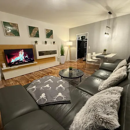 Apartment Auszeit Black Forest: Panoramic Retreat With Indoor Pool And Sauna Schonach im Schwarzwald
